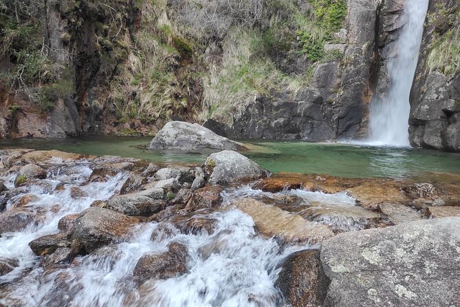 Gerês National Park with activities - Private half day/from Porto - The waterfalls and river rhythm, with a dam-view payoff