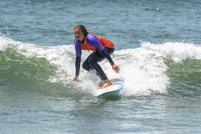 Guided surf tours from Porto city to the beach - From Praça da Liberdade to Paramos Beach, the Transfer Part Matters
