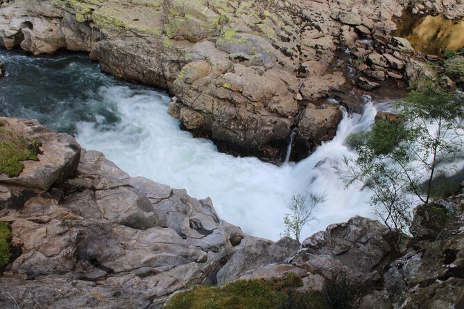 Guided Tour Passadiços do Paiva and Suspension Bridge 516 Arouca - 4x4 return through the Paiva valley: the last twist of the day