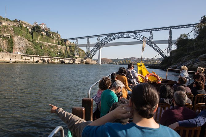 Half Day City Tour with Six Bridges Cruise and Wine Tasting - The Porto coach loop: where the day feels efficient