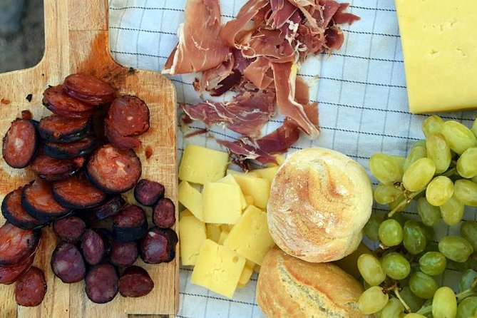 Half-day Hike & Picnic with Dog Love in Porto's Mountains - The return to Porto: wrapping up without stealing your whole day