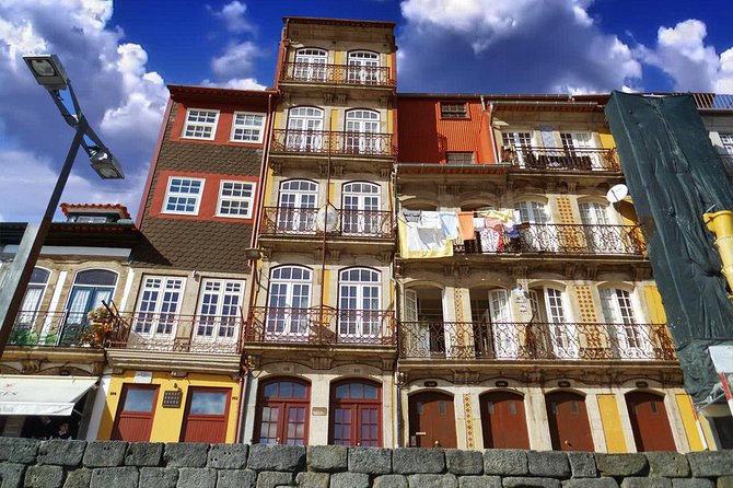 Half-day small group tour of Porto city with wine tasting - Porto in Four Hours, With a Real Port Wine Stop