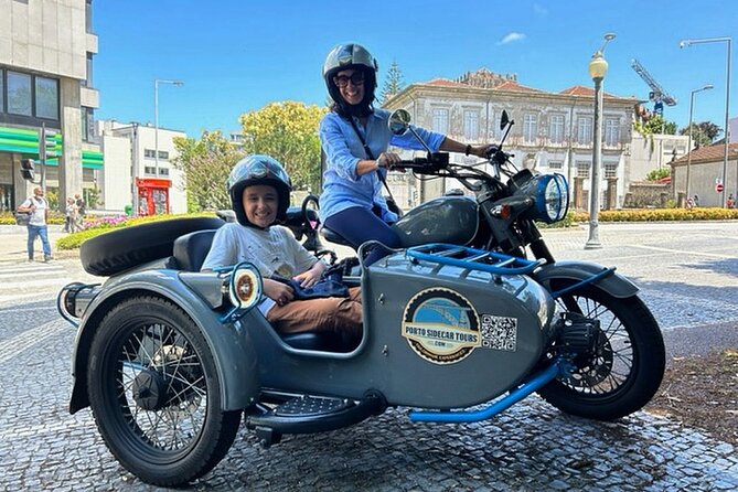 Highlights of Porto on a glamorous sidecar - Half Day - How the route feels in real life: quick climbs, short stops, great photos