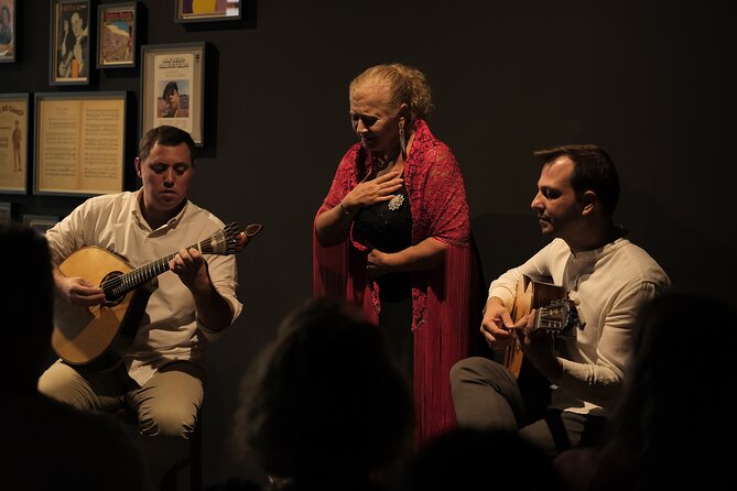 Ideal Clube de Fado - Traditional Fado, but with a listener’s mindset