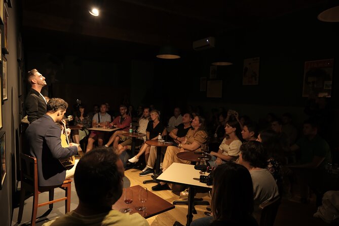 Ideal Clube de Fado - The 1-hour performance: singers, Portuguese guitar, and the emotional arc