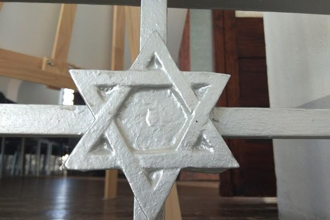 Jewish Tour Porto - Group size, language, and who this tour fits best