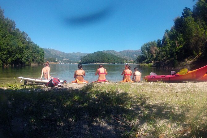 Kayaking and Waterfall in Peneda-Gerês National Park from Porto - Morning kayaking on Caniçada Lake: 90 minutes that feels longer in the best way