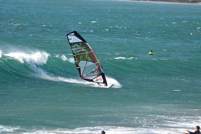 Learn to Windsurf in Porto! - How to Judge the Value Before You Book