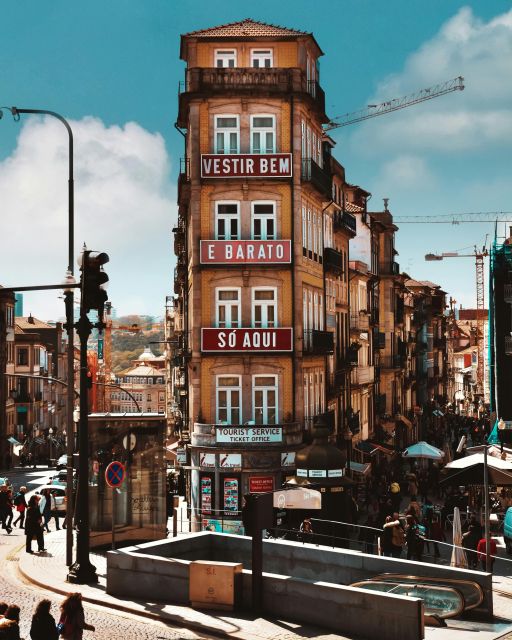 Lisbon to Porto Escapade: Aveiro and Coimbra Delights - The northbound ride: Douro River views and terraced vineyards