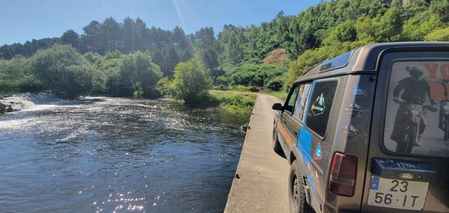 Living 4x4 Oporto Montains - The food moment: traditional picnic or small lunch in the mountains