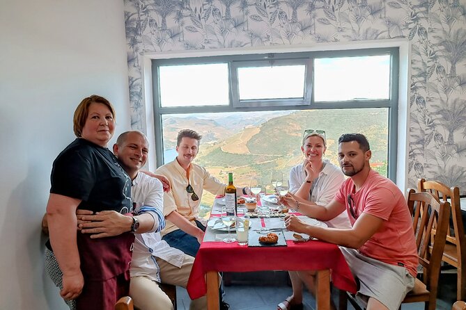 Lunch and Wine Tasting in the Douro Valley Region - Getting to the Douro from Porto, without wasting time