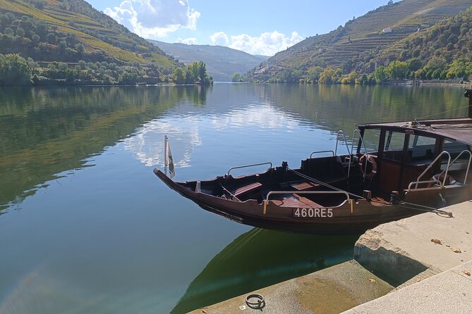 Lunch and Wine Tasting in the Douro Valley Region - Book this Douro day trip if you want structure plus real access