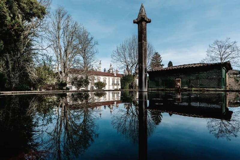 Mateus Palace - In the Footsteps of Wine History - Gardens and chapel time: walking at a human pace