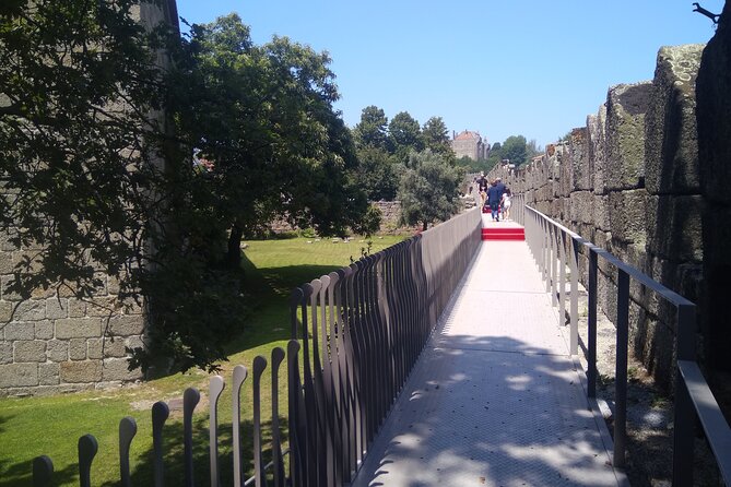 Medieval Guimarães-Hidden Gems / Full day-from Porto - Penha hill and Parque da Penha: short trails and big city perspectives
