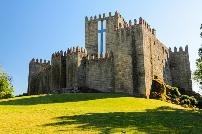 Minho Tour Private (Braga and Guimarães) Full Day - Centro Histórico de Guimarães: the UNESCO feel in the streets