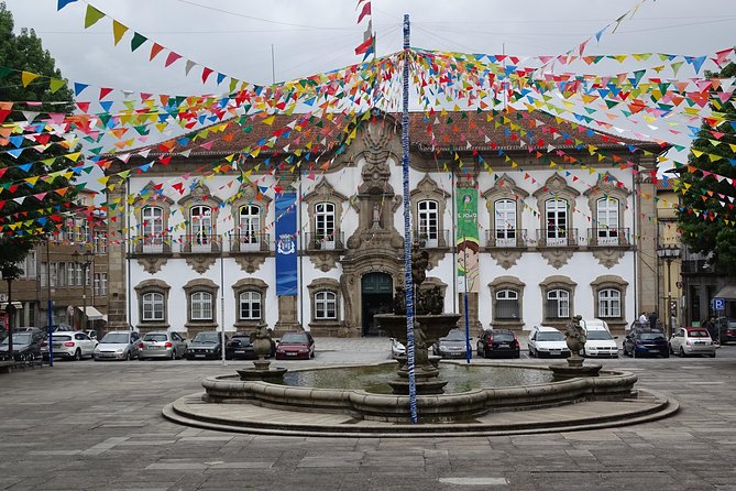 Minho Tour small group, Braga, Ponte de Lima, Viana, Vinho Verde Winery & Lunch - Braga city center, sweets, and a cathedral-rooted story
