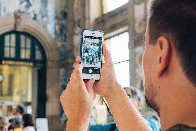 Mobile Photography through Porto hidden streets - Stop by Stop: São Bento, Cathedral Area, and the Miradouros