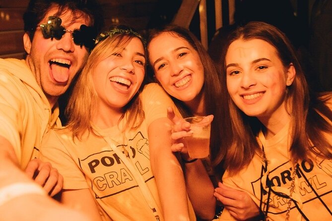 New Years Eve Porto Crawl: 7 drinks, Games, Fun & VIP club entry - Group size, language, and what that means for your night