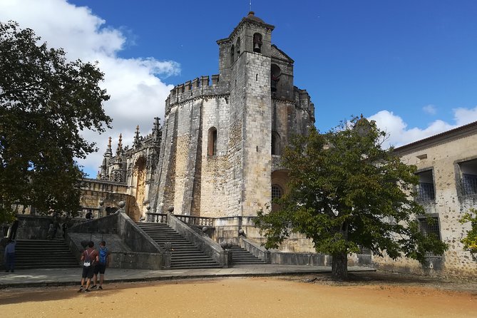 One Way Porto to Lisbon, through Coimbra and Knight Templars Town of Tomar - Key things to know before you go