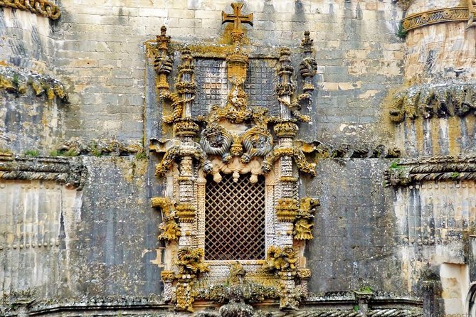 One Way Porto to Lisbon, through Coimbra and Knight Templars Town of Tomar - Convento de Cristo, a 45 Minute Monument Stop With Extra Fees