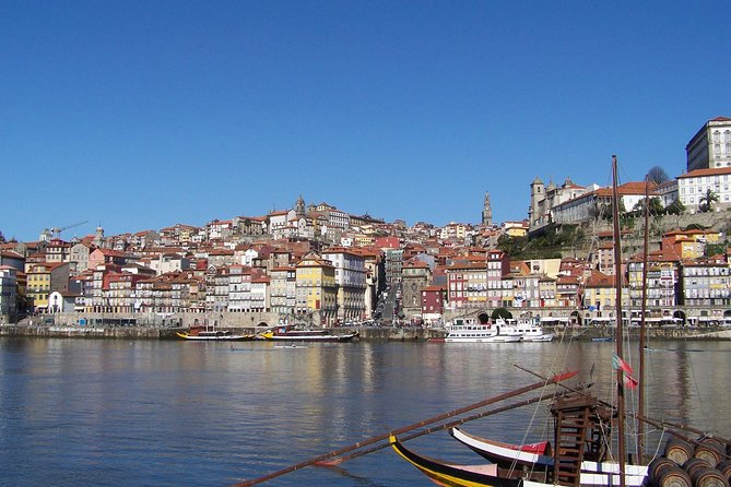 Oporto Airport Private Arrival Transfer - Meet the Driver Fast in Porto Arrivals