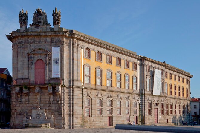 Oporto Private 4-hours Tour with Hotel Pickup - Praca da Batalha and Rua de Santa Catarina: history plus an easy stroll