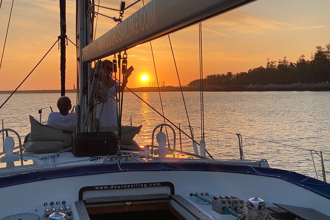 Port : Sail, Sip & Savor : Douro Boat Tour With Wine Tasting - Wine Tasting on Board: What You’ll Sip, Snack, and Do With It