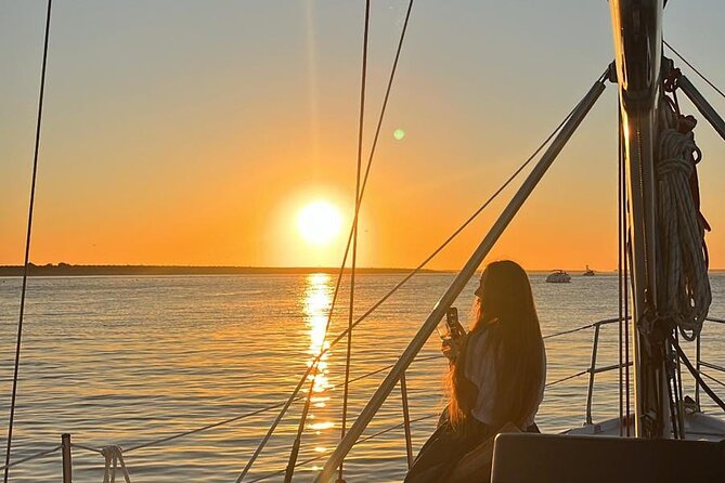 Port shared Thullium Sailboat, enjoy a magical sunset&open sail! - Setting Sail at Afurada Marina, Portos Douro Doorway