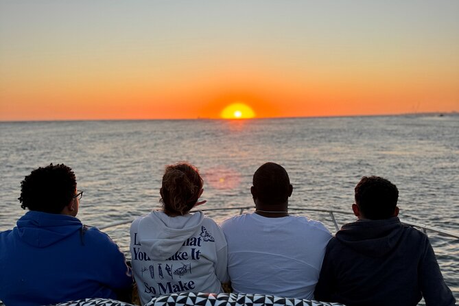 Port : Small-Group 6 Bridges, Douro River Sunset Cruise w/ Drink - The drinks, chocolate, and those helpful blankets