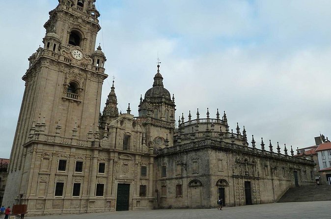 Port to Santiago de Compostela with up to 3 stops - Value check: is $211.72 per person reasonable?