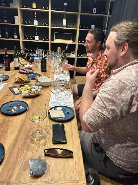 Port Wine class with 3 or 5 Port tasting and pairings - Small-group energy: why the max-10 rule matters