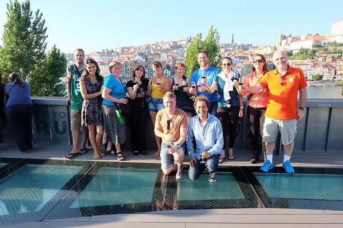 Port Wine Lodges Tour Including 7 Port Wine Tastings (English) - Start Smart: Finding the Meeting Point by D. Luis Bridge
