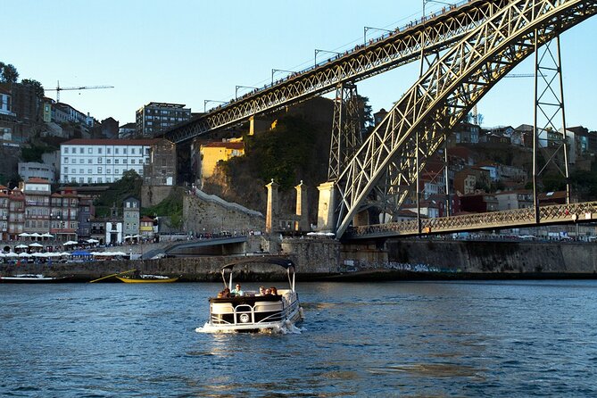 Port Wine Sunset Boat Tour - The captain and guide: how the narration changes your view