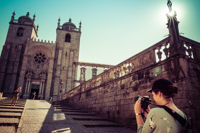Porto 1/2 Day Walking Photo Tour & Portraits - Porto’s oldest streets and charming corners: where the photos gain personality