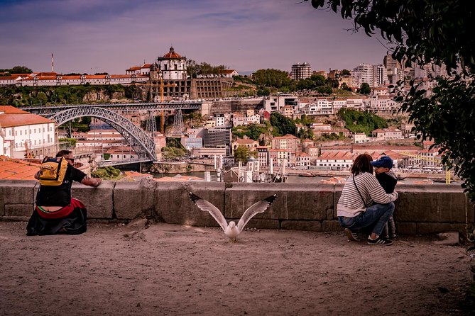 Porto 1/2 Day Walking Photo Tour & Portraits - How Jose Santos-style photo guidance changes your results