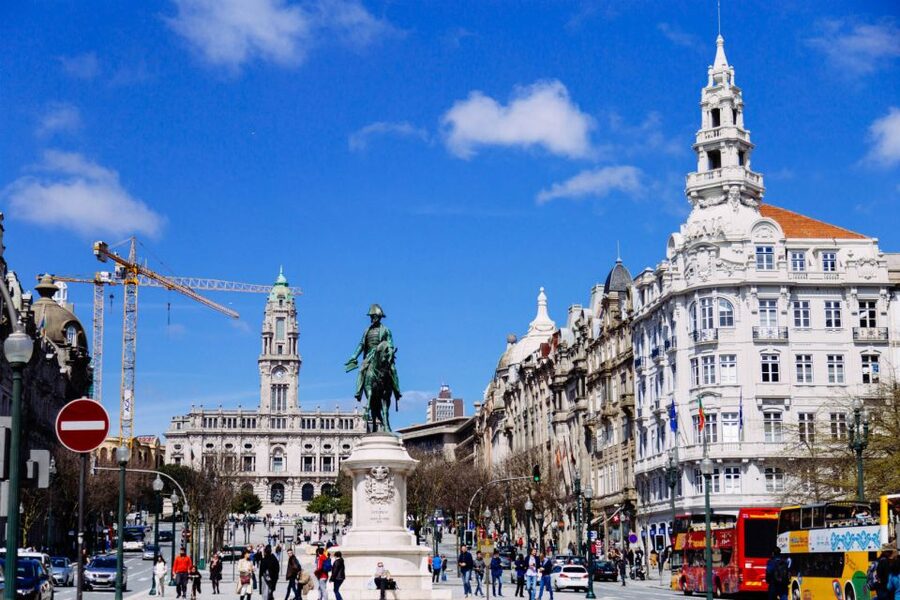 Porto: 1.5-Hour Private Kick-Start Tour with a Local - São Bento Station: The Landmark That Teaches You How Porto Thinks