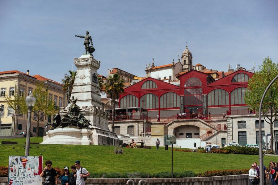 Porto: 2.5-Hour Private City Tour Off the Beaten Track - Street Art and Architectural Gems You’ll Actually Notice