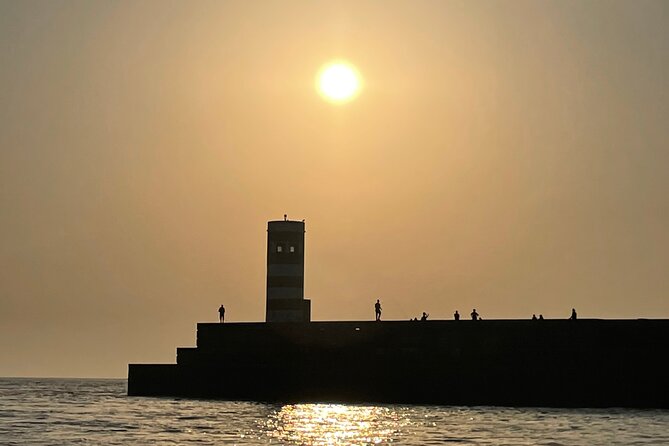 Porto: 2h Private Tour (1 to 6 people) on the Douro River with a local - Key highlights at a glance
