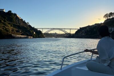 2h Private Tour (1 to 6 people) on the Douro River with a local