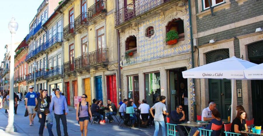 Porto: 3-Hour Downtown Walking Tour - The shopping streets and the city center’s “how it changed” story
