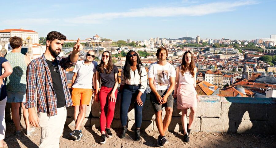 Porto: 3-Hour Guided City Highlights Walking Tour - Meeting Point, Route Rhythm, and What the Walking Feels Like