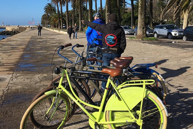 Porto: 3-Hour Old Town & Riverside Bike Tour - Guided Experience - Riversides and garden calm, with big Douro framing