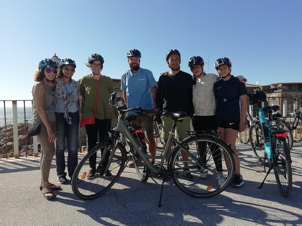 Porto: 3-Hour Old Town & Riverside Bike Tour - Guided Experience - Alfândega Nova do Porto: trade history tied to engineering