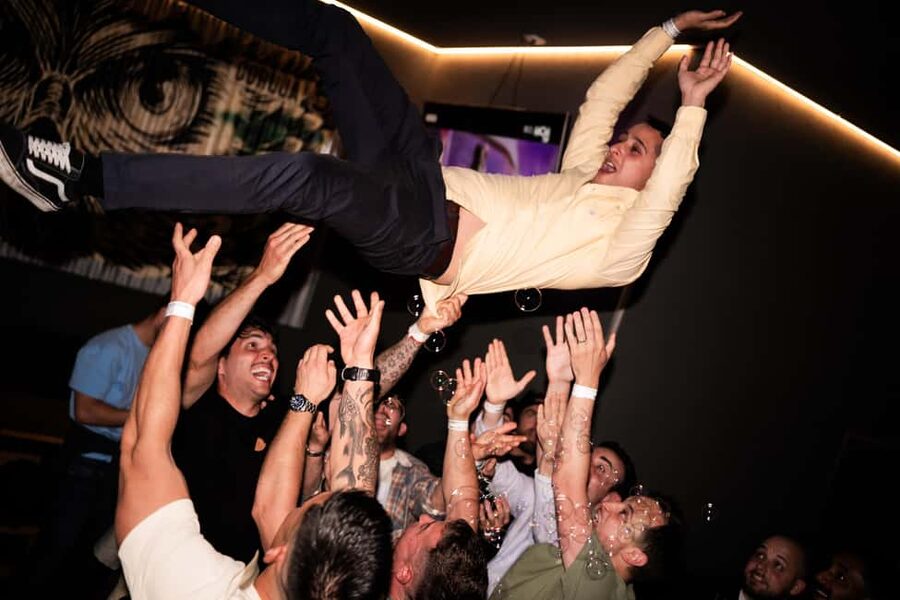 Porto: 4 Bar Pub Crawl, 7 Drinks, & Skip-the-Line Club Entry - Key highlights you should care about