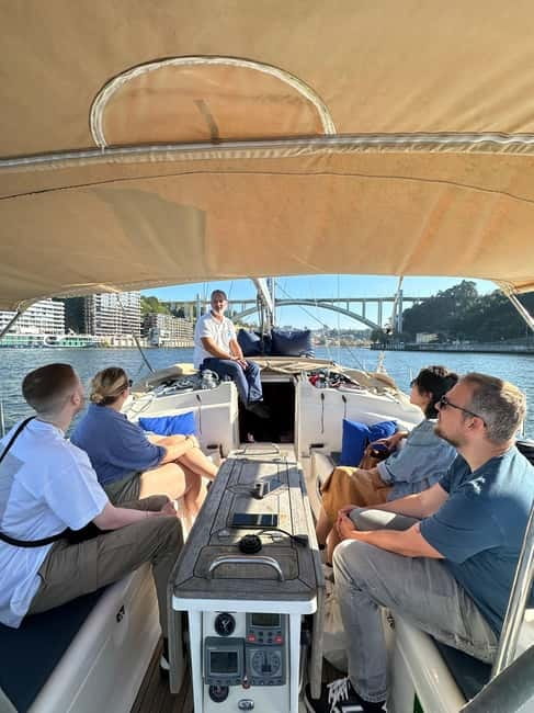 Porto 4H: Charming cruise, wine tasting, and vintage van tour - Meeting at Sandeman, then rolling straight into Gaia