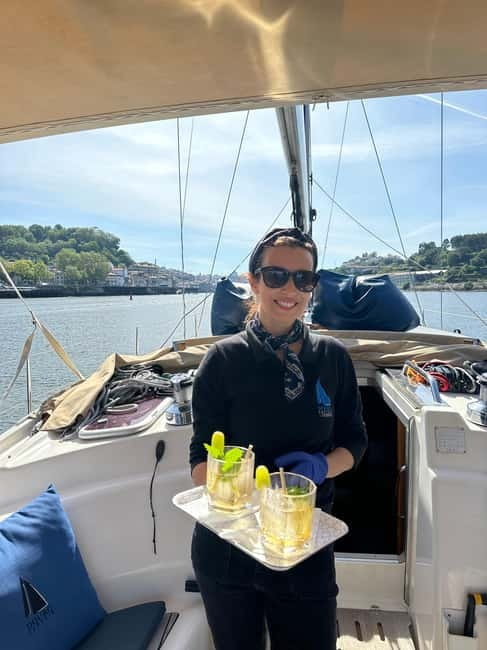 Porto 4H: Charming cruise, wine tasting, and vintage van tour - Who Porto 4H is best for (and who should pass)