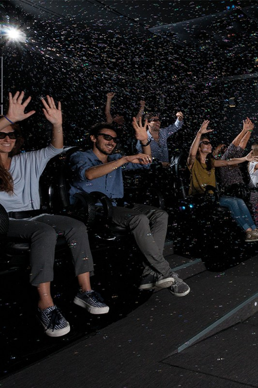 Porto: 5D Flight over de City for all family. - The 5D Dragon flight, explained simply