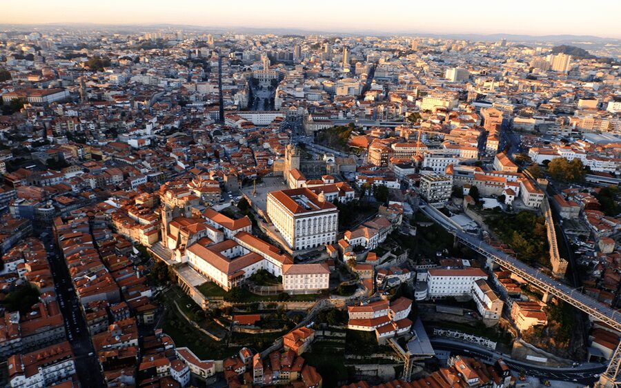Porto: 5D Flight over de City for all family. - How to plan your day around a 10-minute show
