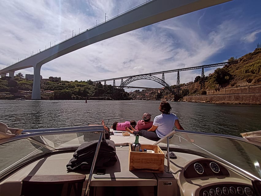 Porto: 6 Bridges and Ribeira Boat Tour with Sunset Option - Douro Ecological Reserve: when the scenery quiets down