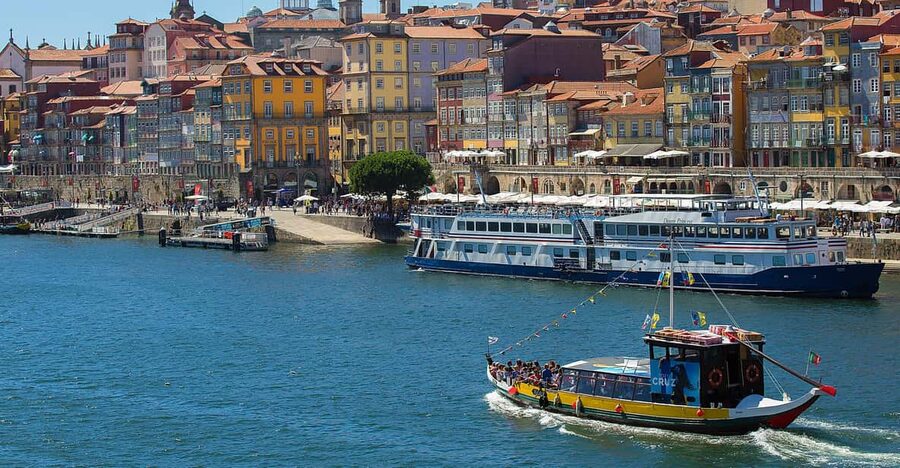 Porto: 6 Bridges Boat Cruise with Port Wine Cellar & Tasting - The Six Bridges Cruise: Views You Can Actually Use
